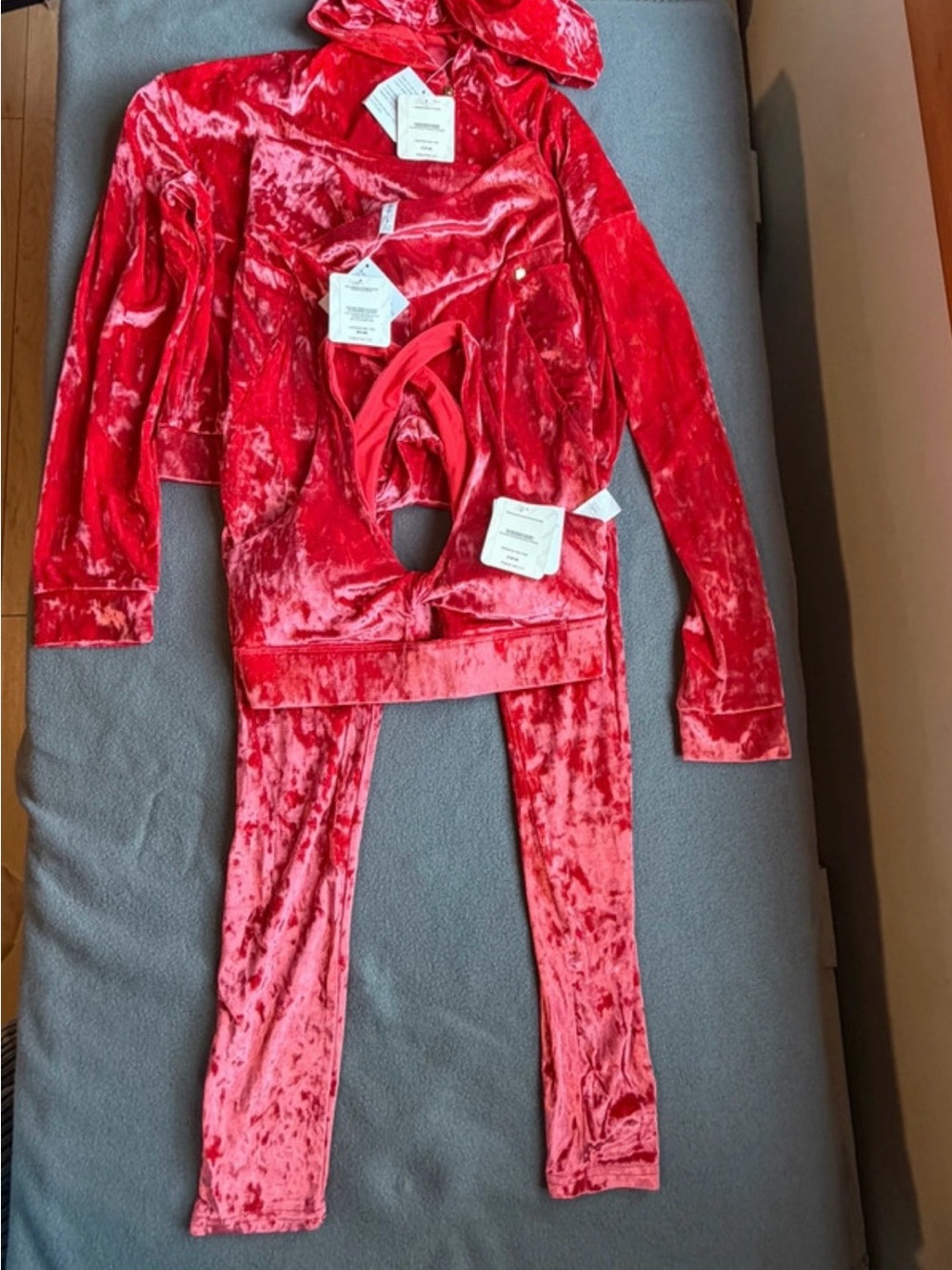 Fabletics Strawberry Red Velour 3-Piece Lounge Set S buy b4 08/28